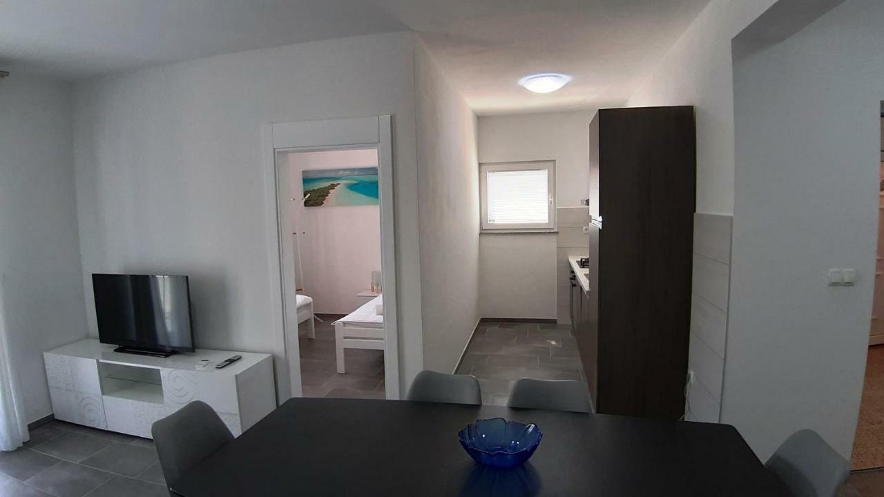 Relax Apartment Starigrad Paklenica Luaran gambar