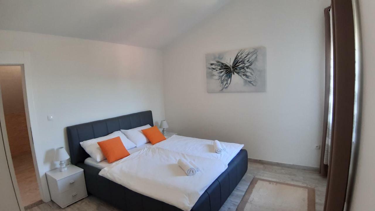 Relax Apartment Starigrad Paklenica Luaran gambar